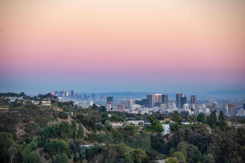 Villa de Vista | Luxury Home with Stunning Views and Fire Pit - Los Angeles, California