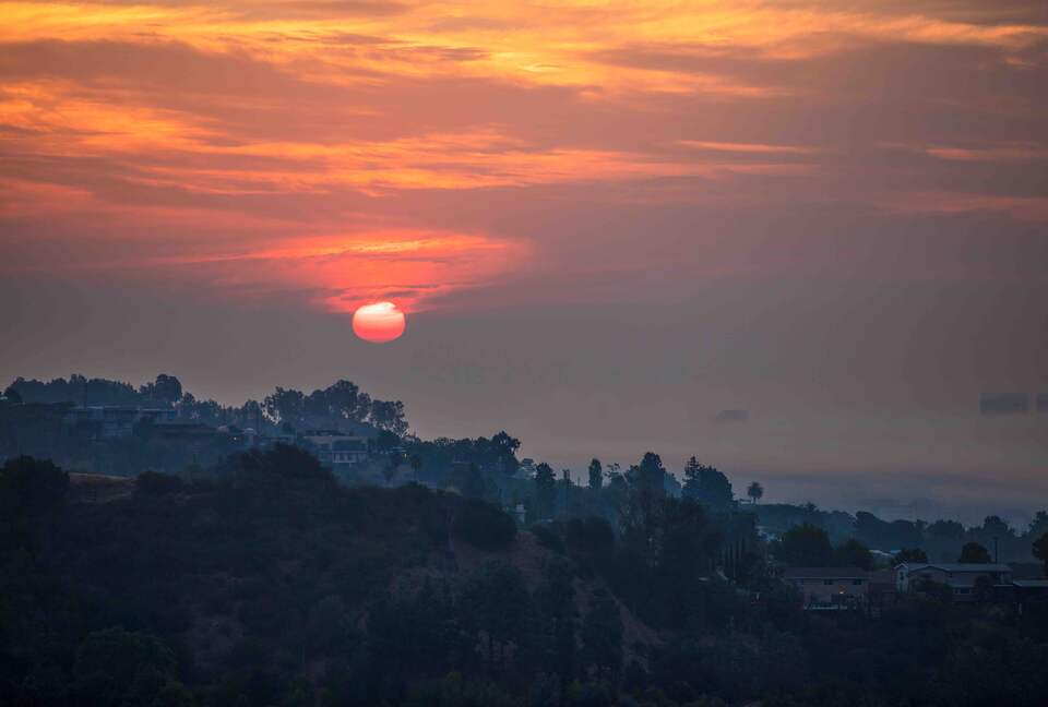 Villa de Vista | Luxury Home with Stunning Views and Fire Pit - Los Angeles, California