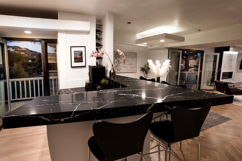 Villa de Vista | Luxury Home with Stunning Views and Fire Pit - Los Angeles, California