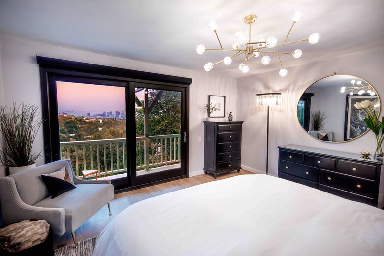 Villa de Vista | Luxury Home with Stunning Views and Fire Pit - Los Angeles, California