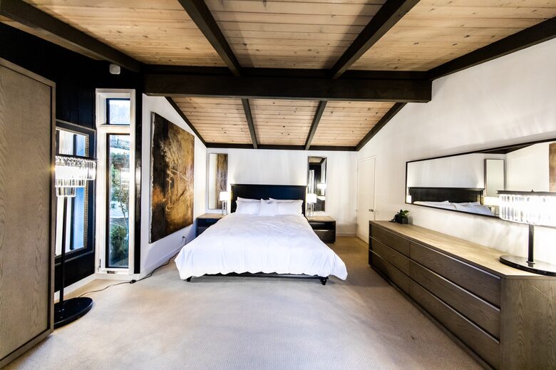 Villa de Vista | Luxury Home with Stunning Views and Fire Pit - Los Angeles, California