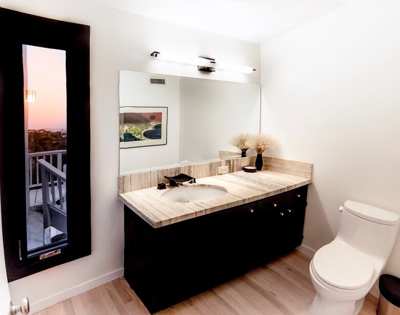 Villa de Vista | Luxury Home with Stunning Views and Fire Pit - Los Angeles, California