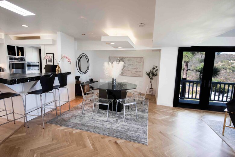 Villa de Vista | Luxury Home with Stunning Views and Fire Pit - Los Angeles, California