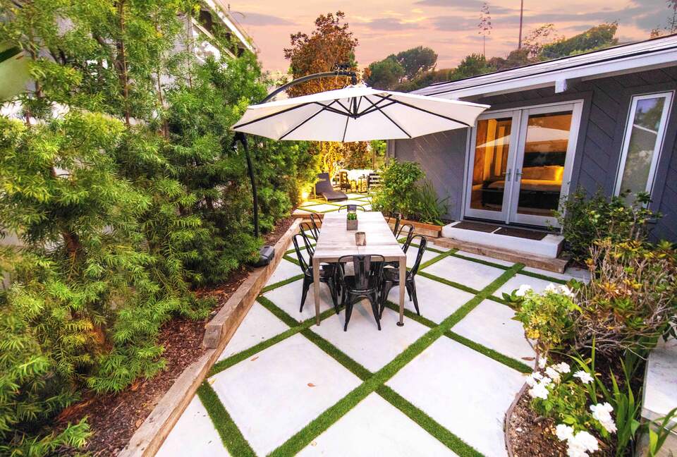 Villa de Vista | Luxury Home with Stunning Views and Fire Pit - Los Angeles, California