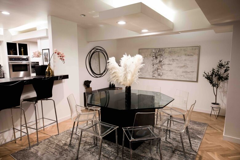 Villa de Vista | Luxury Home with Stunning Views and Fire Pit - Los Angeles, California