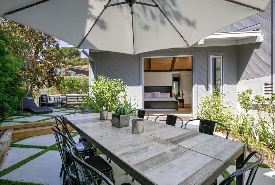 Villa de Vista | Luxury Home with Stunning Views and Fire Pit - Los Angeles, California