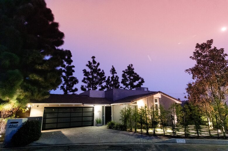 Villa de Vista | Luxury Home with Stunning Views and Fire Pit - Los Angeles, California