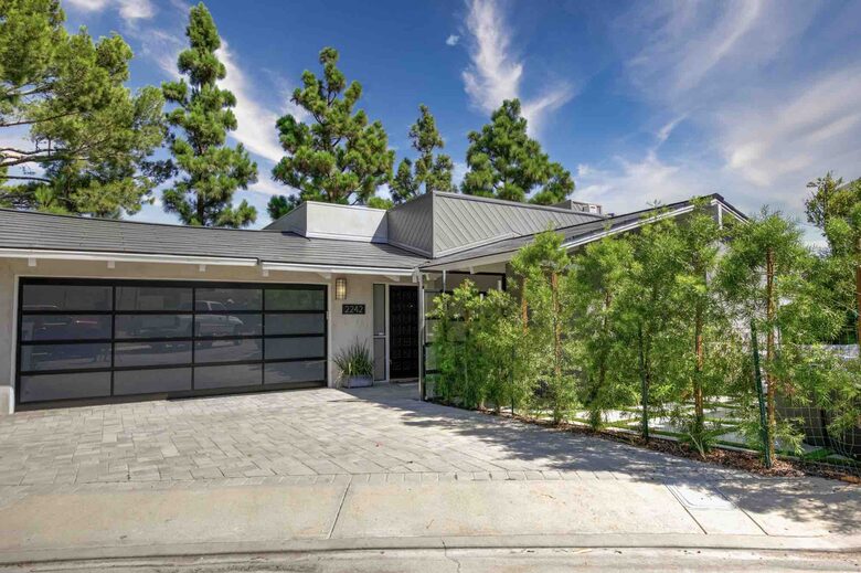 Villa de Vista | Luxury Home with Stunning Views and Fire Pit - Los Angeles, California