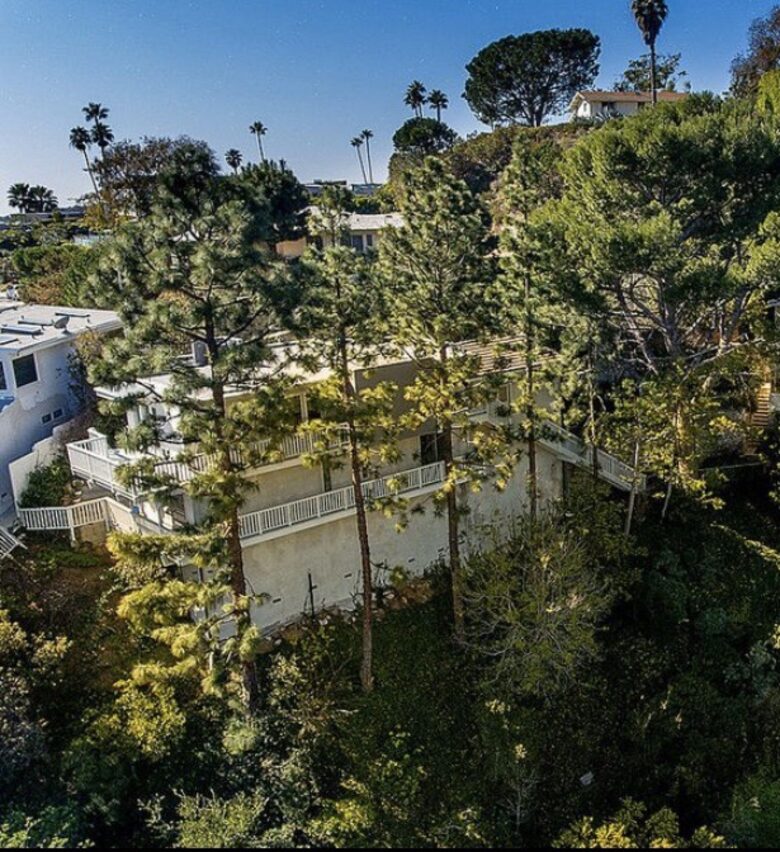 Villa de Vista | Luxury Home with Stunning Views and Fire Pit - Los Angeles, California