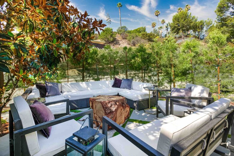 Villa de Vista | Luxury Home with Stunning Views and Fire Pit - Los Angeles, California