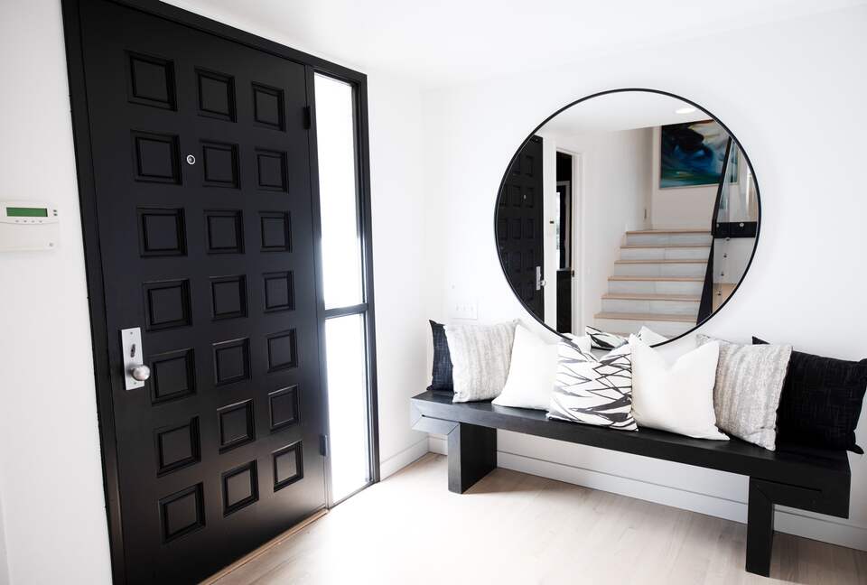 Villa de Vista | Luxury Home with Stunning Views and Fire Pit - Los Angeles, California