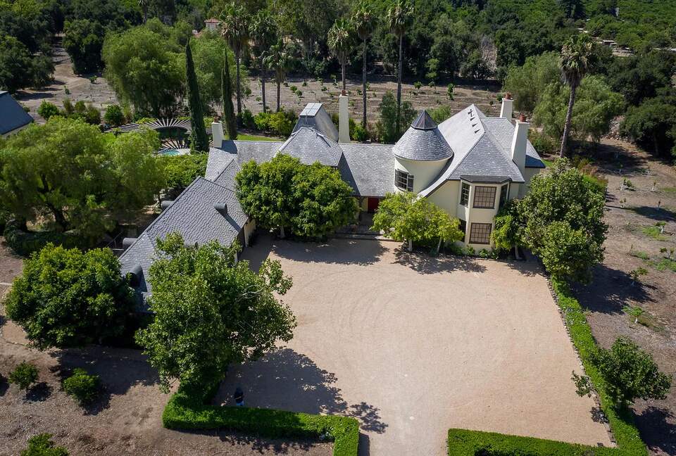 Villa Valencia Ojai | French Inspired Estate in the orange orchards of S. California - Ojai, California