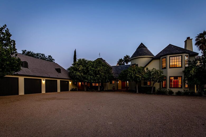 Villa Valencia Ojai | French Inspired Estate in the orange orchards of S. California - Ojai, California