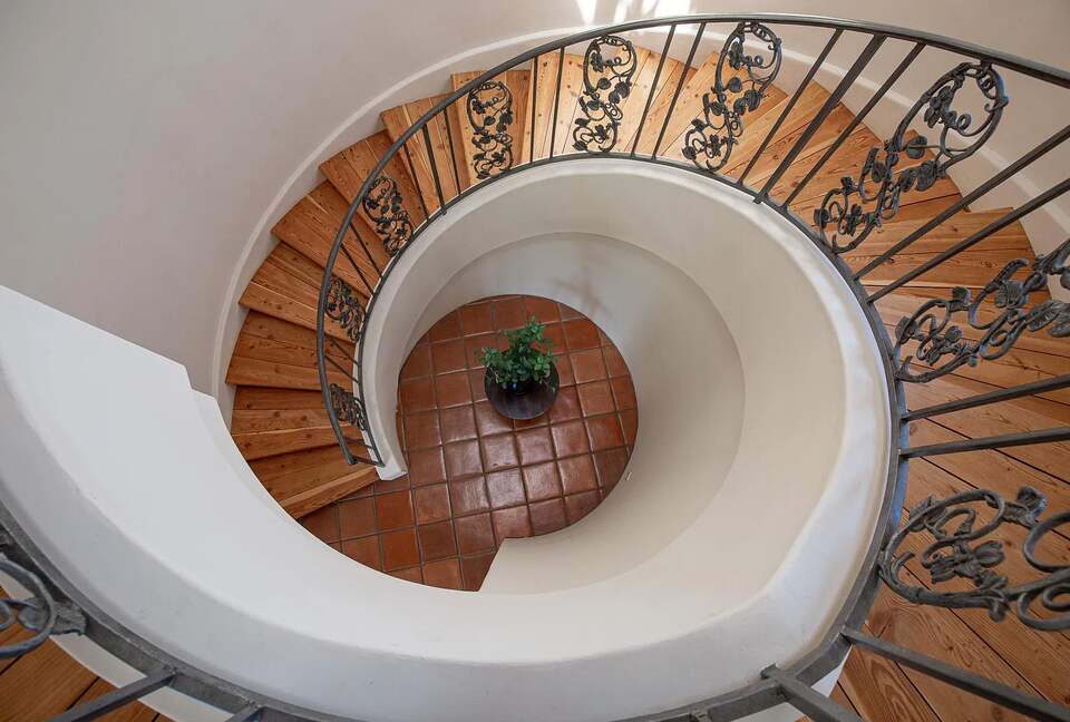 Villa Valencia Ojai | French Inspired Estate in the orange orchards of S. California - Ojai, California