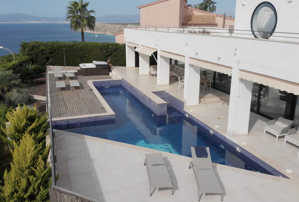 Architect Villa Bahia Blava - Llucmajor, Spain