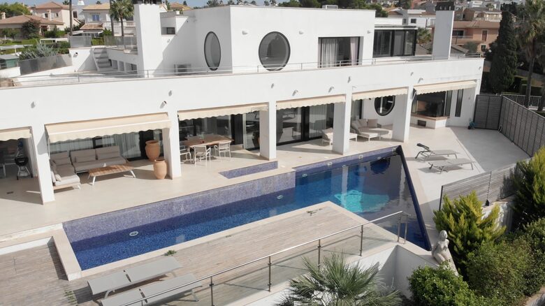 Architect Villa Bahia Blava - Llucmajor, Spain