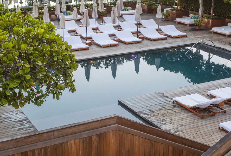 Hilton Vacation Club The Modern Honolulu | City View - Honolulu, Hawaii