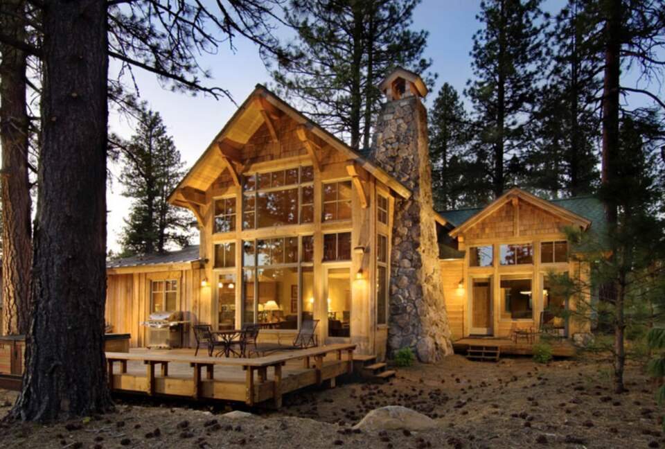 Old Greenwood 3 Bedroom Cabin | On Jack Nicklaus Golf Course -- Perfect for Ski and Summer! - Truckee, California