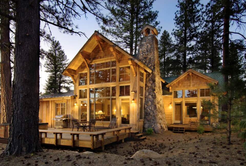 Old Greenwood 3 Bedroom Cabin | On Jack Nicklaus Golf Course -- Perfect for Ski and Summer! - Truckee, California