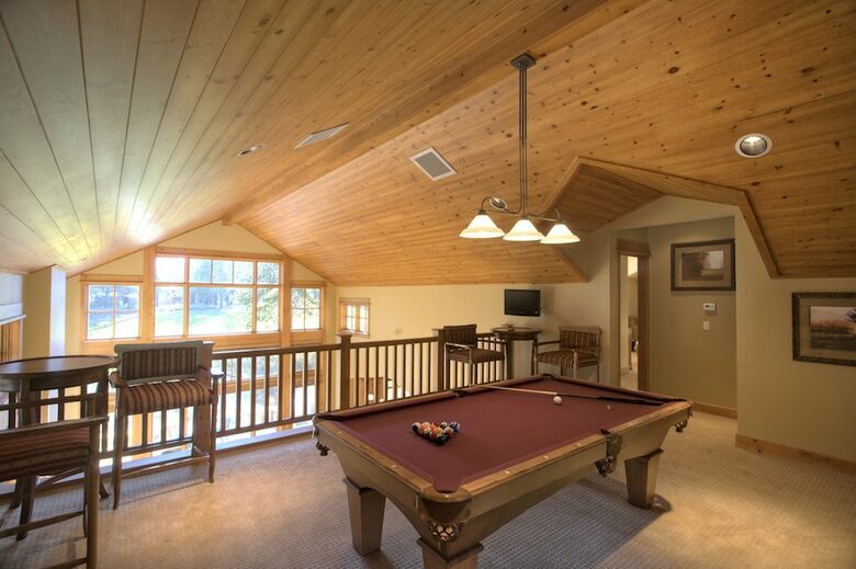 Old Greenwood 3 Bedroom Cabin | On Jack Nicklaus Golf Course -- Perfect for Ski and Summer! - Truckee, California