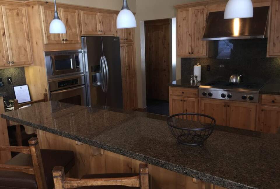 Old Greenwood 3 Bedroom Cabin | On Jack Nicklaus Golf Course -- Perfect for Ski and Summer! - Truckee, California