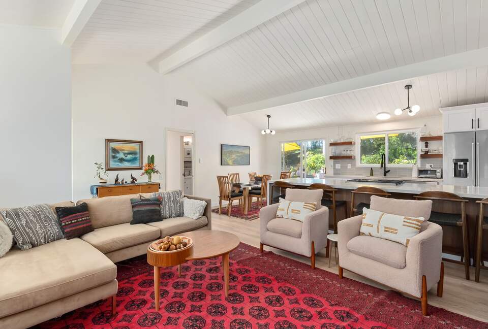 living room with great seating