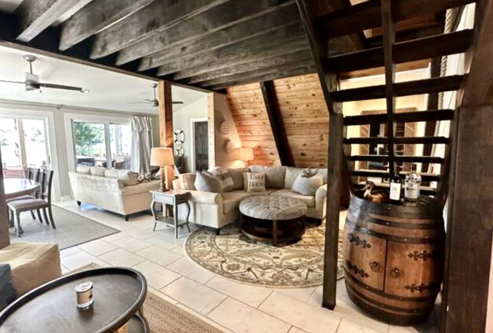 Goose Cottage Lakefront Getaway - Eatonton, Georgia