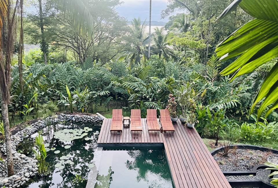 Tropical Getaway with Ocean/Jungle Views + Natural Swim Pool - Bocas del Toro Province, Panama