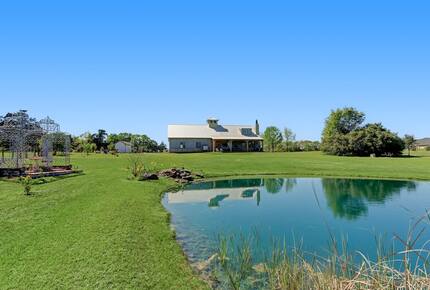 Little spot of Heaven | Watch the amazing sunsets - Brenham, Texas