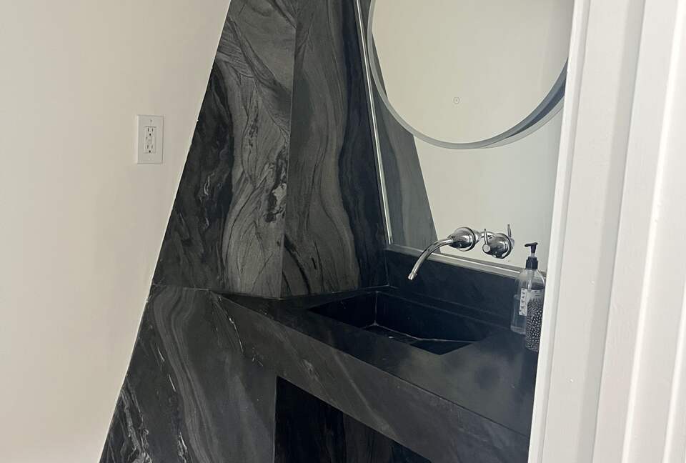 Aqua Penthouse - Atlanta, Georgia