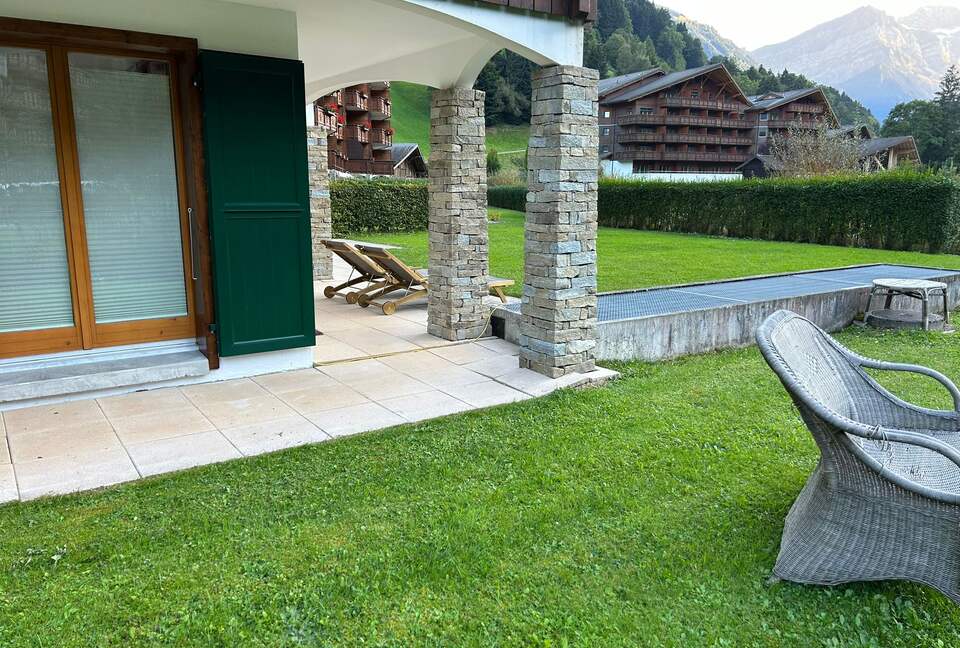 Riverside Mountain Retreat - Val-d'Illiez, Switzerland