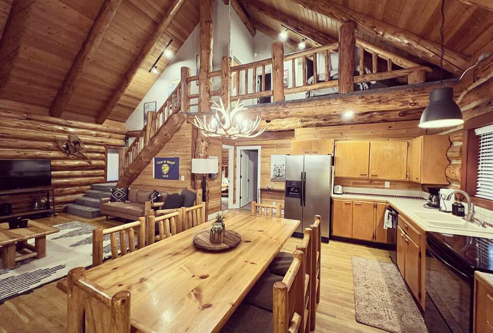 The Perfect Mountain Cabin - Mount Hood Village, Oregon