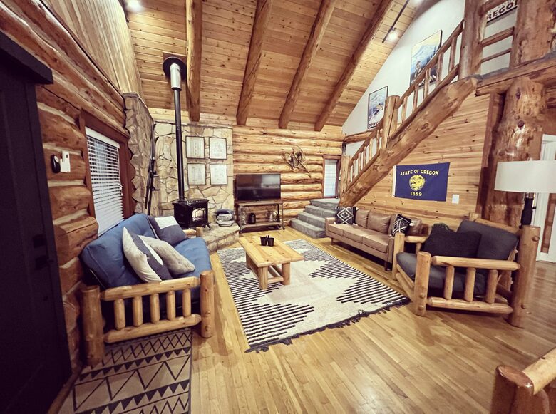 The Perfect Mountain Cabin - Mount Hood Village, Oregon