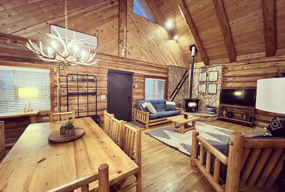 The Perfect Mountain Cabin - Mount Hood Village, Oregon