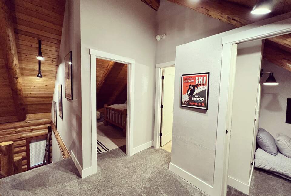 The Perfect Mountain Cabin - Mount Hood Village, Oregon