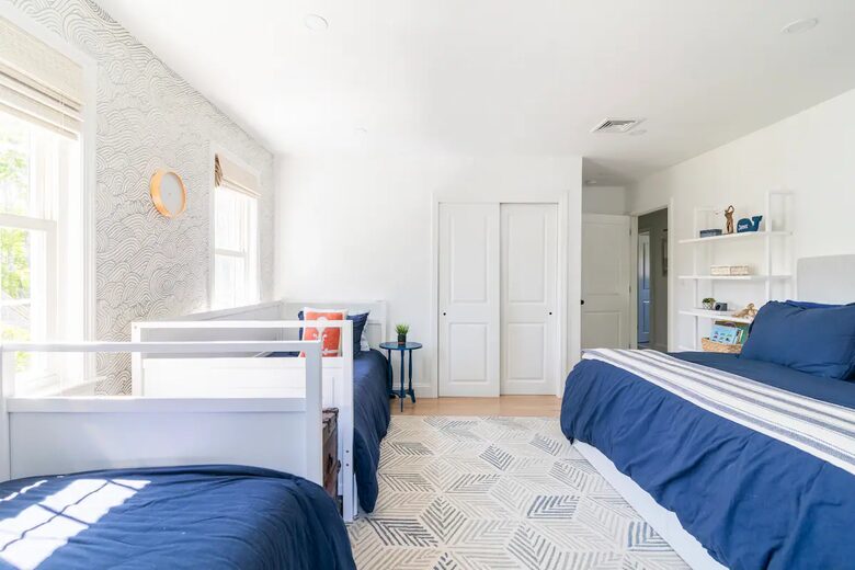 Classic New England Beach Home | Steps from beach and downtown - Falmouth, Massachusetts