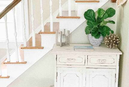 Classic New England Beach Home | Steps from beach and downtown - Falmouth, Massachusetts