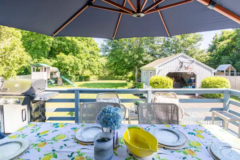 Classic New England Beach Home | Steps from beach and downtown - Falmouth, Massachusetts