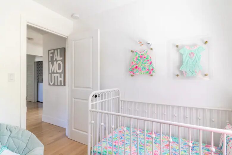 Classic New England Beach Home | Steps from beach and downtown - Falmouth, Massachusetts