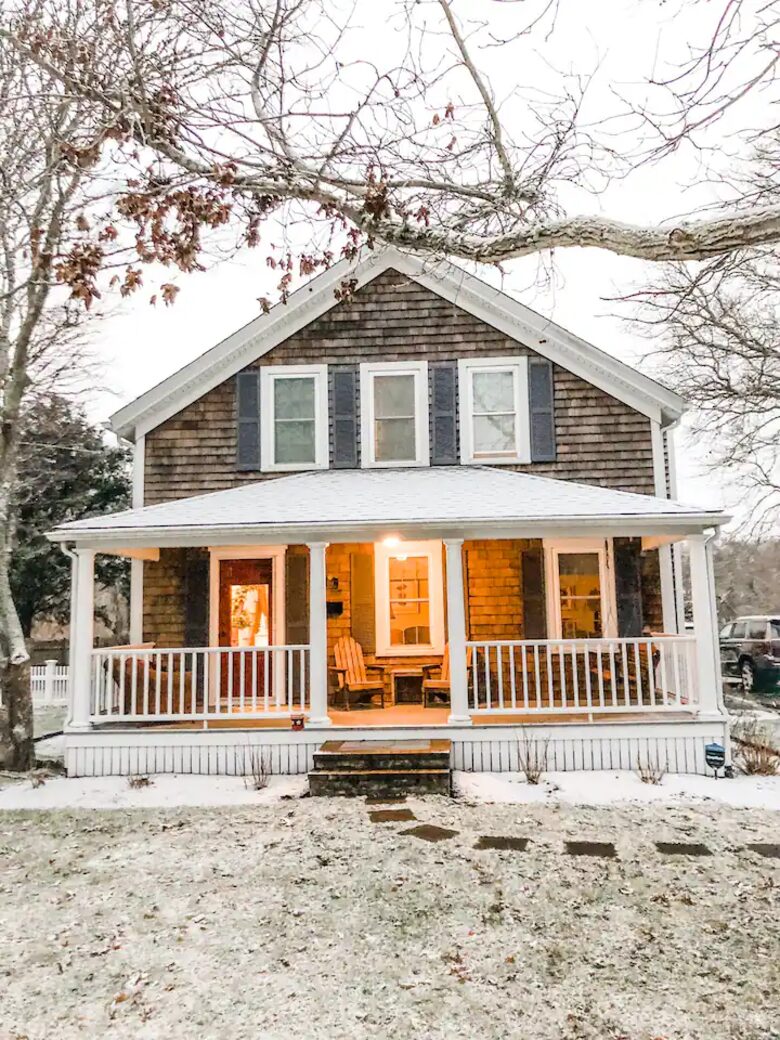 Classic New England Beach Home | Steps from beach and downtown - Falmouth, Massachusetts