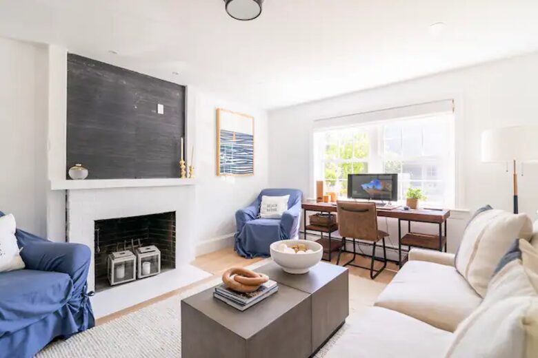 Classic New England Beach Home | Steps from beach and downtown - Falmouth, Massachusetts