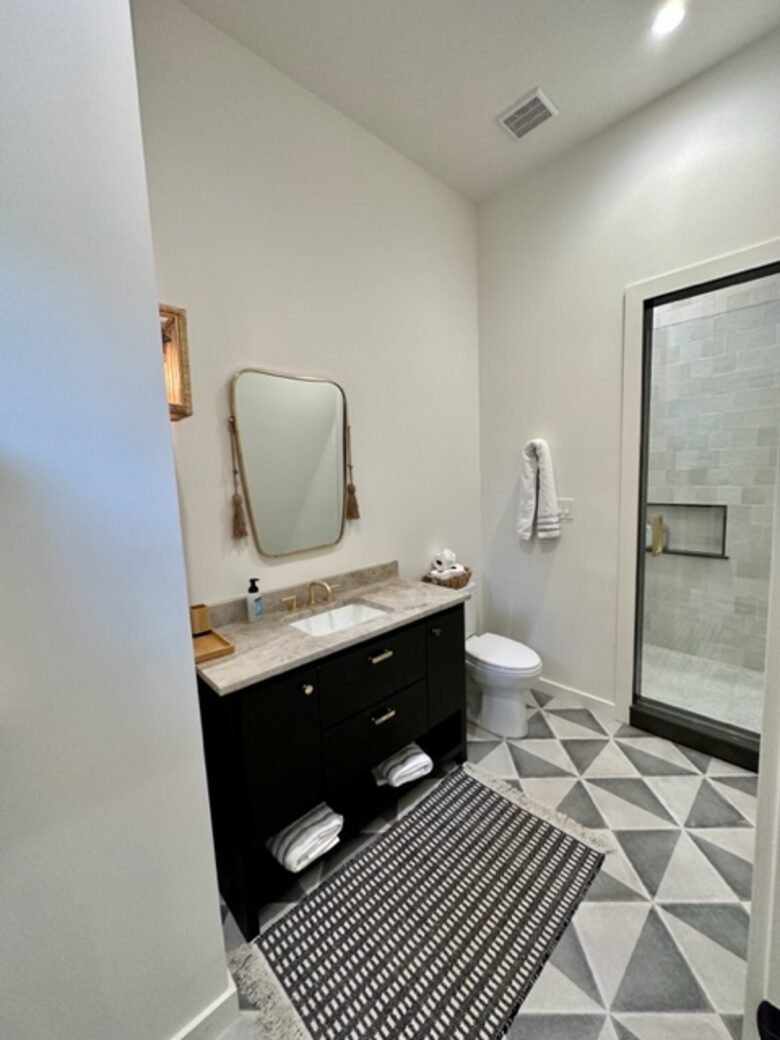 BeeHaven - Malakoff, Texas