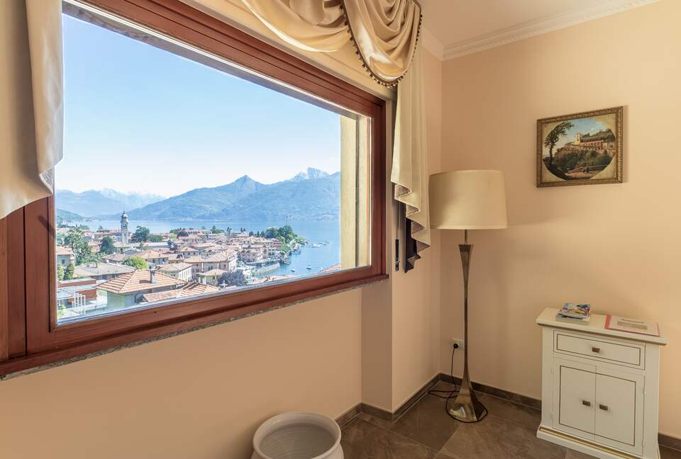 Luxury Menaggio Apartment | With Spectacular View of Lake Como - Menaggio, Italy