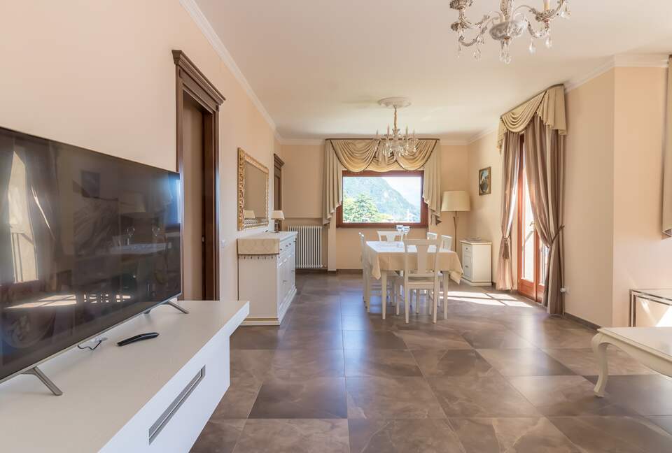 Luxury Menaggio Apartment | With Spectacular View of Lake Como - Menaggio, Italy