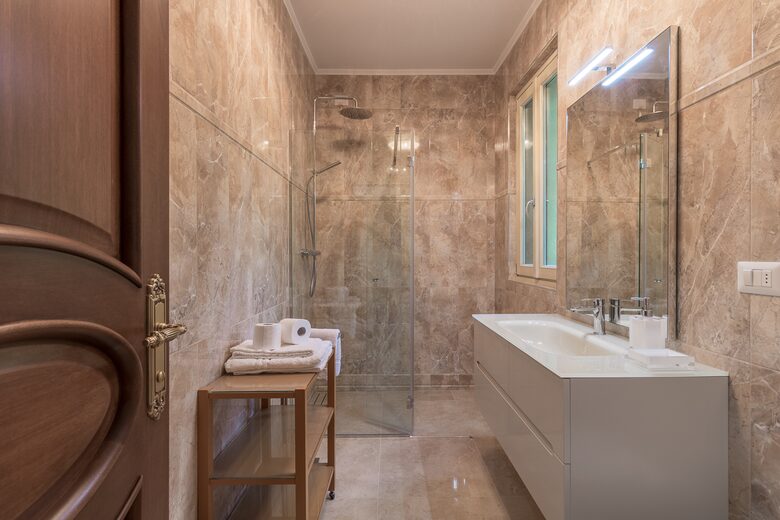 Luxury Menaggio Apartment | With Spectacular View of Lake Como - Menaggio, Italy