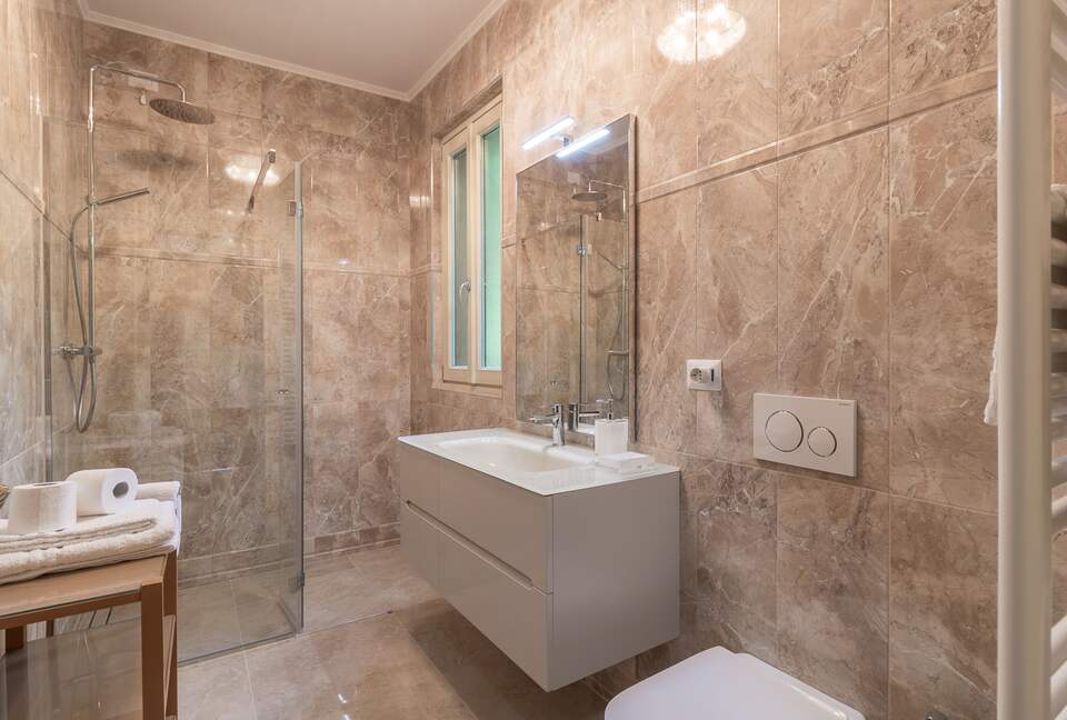 Luxury Menaggio Apartment | With Spectacular View of Lake Como - Menaggio, Italy