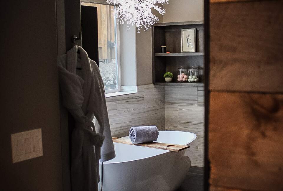 Luxury Modern Home Minutes from the Lake and Ski Slopes - Incline Village, Lake Tahoe. - Incline Village, Nevada