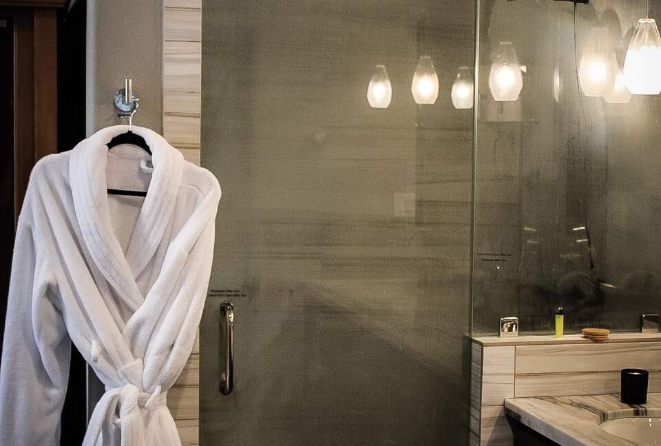 Luxury Modern Home Minutes from the Lake and Ski Slopes - Incline Village, Lake Tahoe. - Incline Village, Nevada