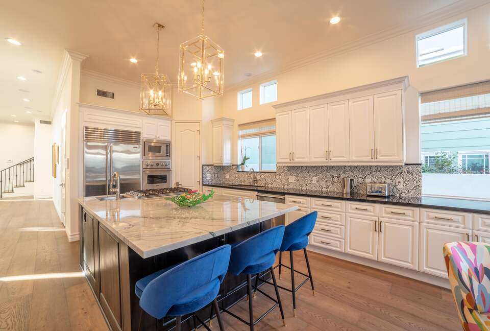 Manhattan Beach Tree Section Luxury - Manhattan Beach, California