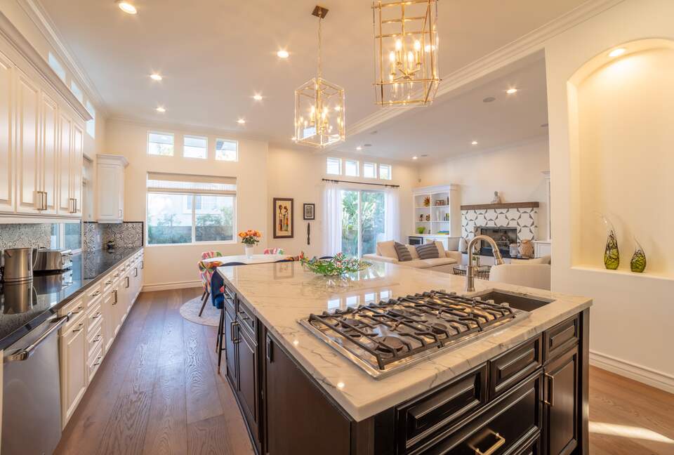 Manhattan Beach Tree Section Luxury - Manhattan Beach, California